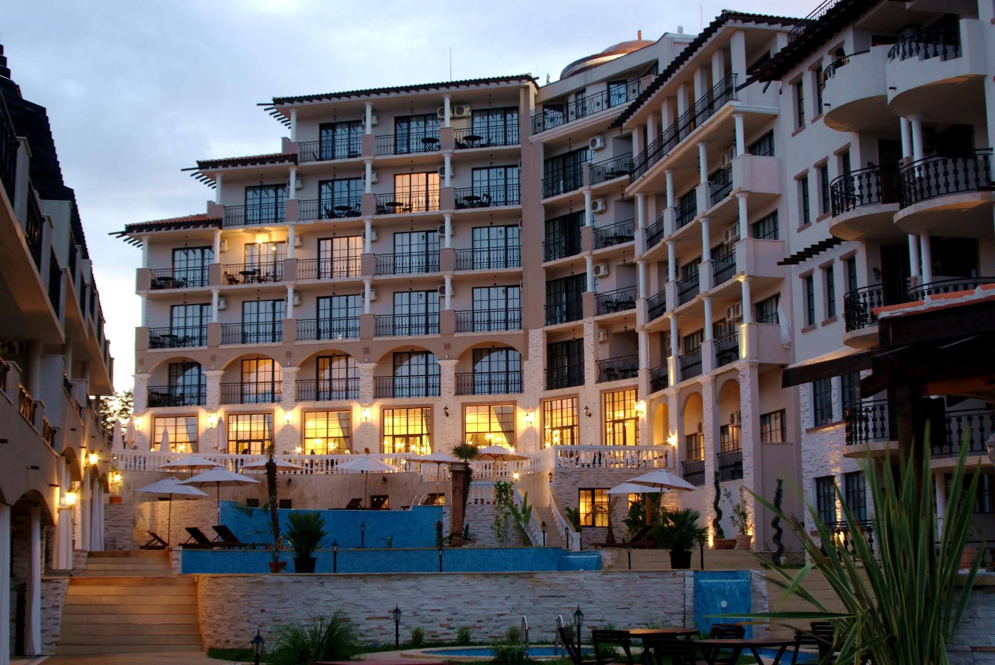 The Cliff Beach Apartments Obzor Extérieur photo